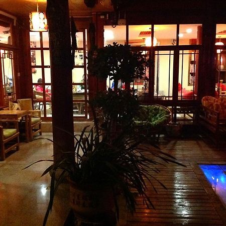 Yunxi Inn Лицзян Экстерьер фото