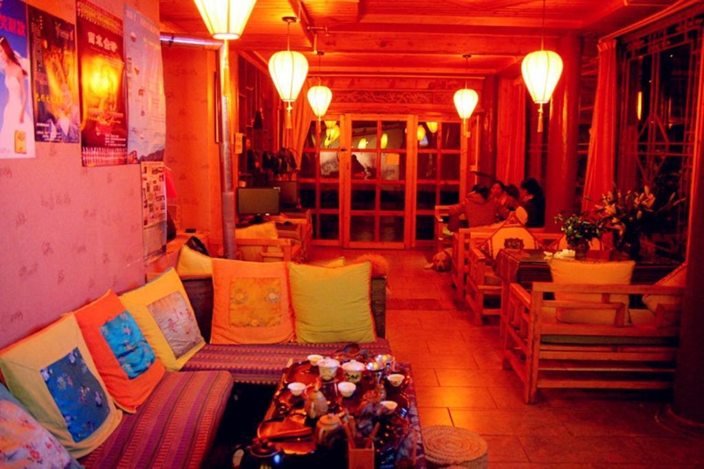 Yunxi Inn Лицзян Экстерьер фото